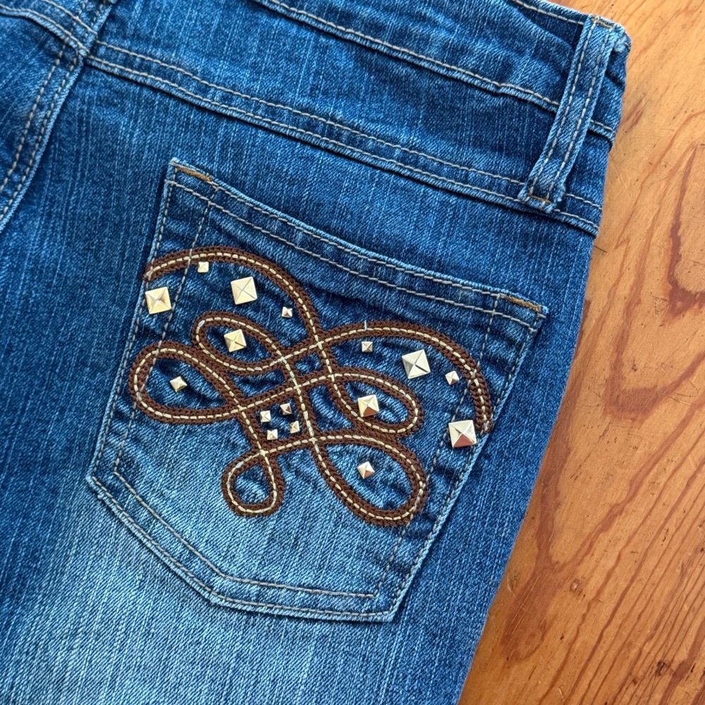 Southpole Jeans Size 11 Flare Stretch Denim Embellished Pocket Mid-Rise NWT